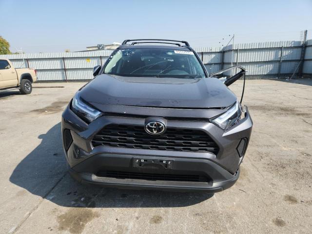 2T3W1RFV3RW361892 - 2024 TOYOTA RAV4 XLE GRAY photo 5