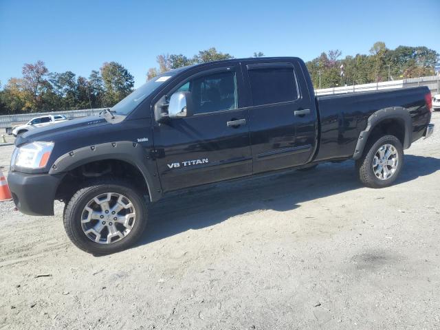 2009 NISSAN TITAN XE, 