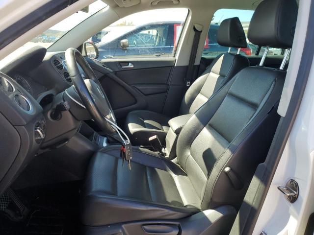WVGAV7AX4FW536574 - 2015 VOLKSWAGEN TIGUAN S WHITE photo 7