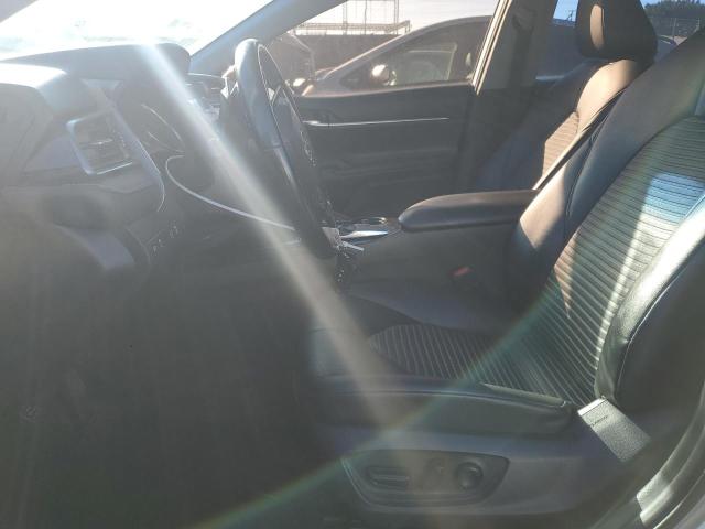 4T1B11HK4KU735573 - 2019 TOYOTA CAMRY L SILVER photo 7