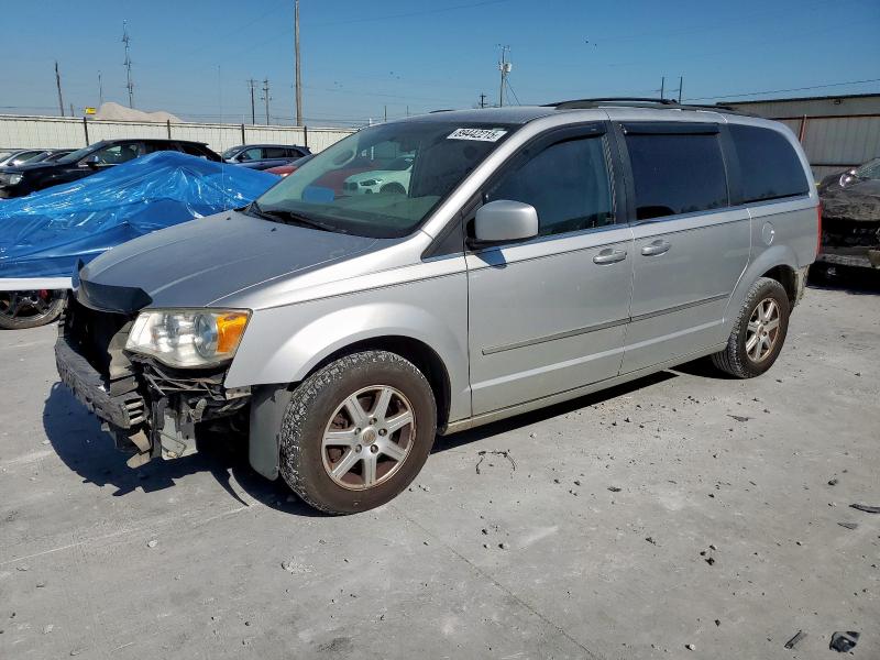 2010 CHRYSLER TOWN & COU TOURING, 