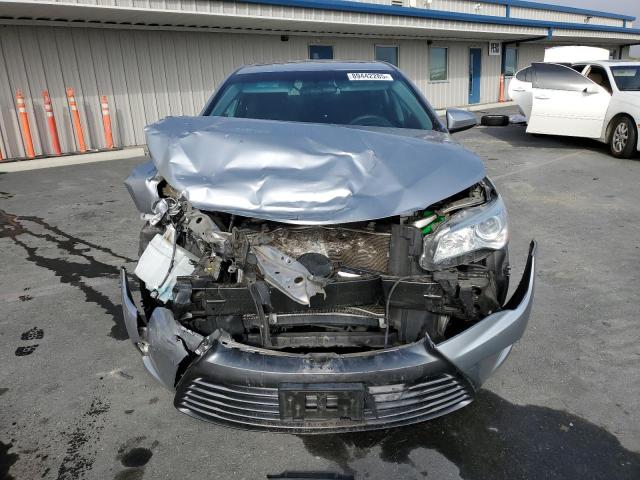 4T1BF1FK7GU157156 - 2016 TOYOTA CAMRY LE SILVER photo 5