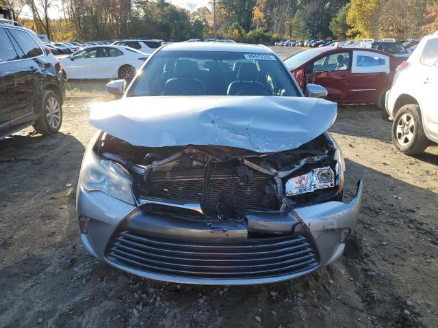 4T4BF1FK2GR549869 - 2016 TOYOTA CAMRY LE SILVER photo 5