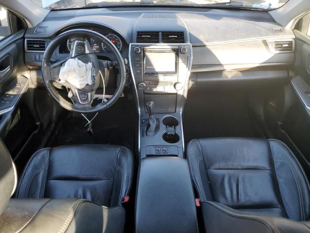 4T4BF1FK2GR549869 - 2016 TOYOTA CAMRY LE SILVER photo 8