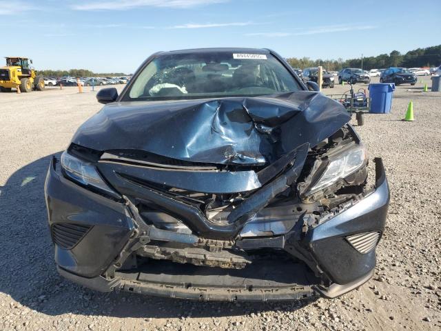 4T1B11HK5JU615957 - 2018 TOYOTA CAMRY L BLACK photo 5