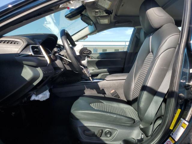 4T1B11HK5JU615957 - 2018 TOYOTA CAMRY L BLACK photo 7