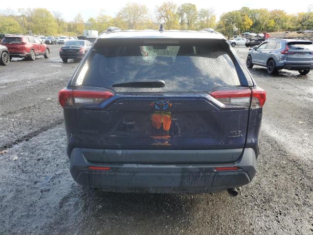2T3RWRFV4RW246796 - 2024 TOYOTA RAV4 XLE 蓝色 照片 6