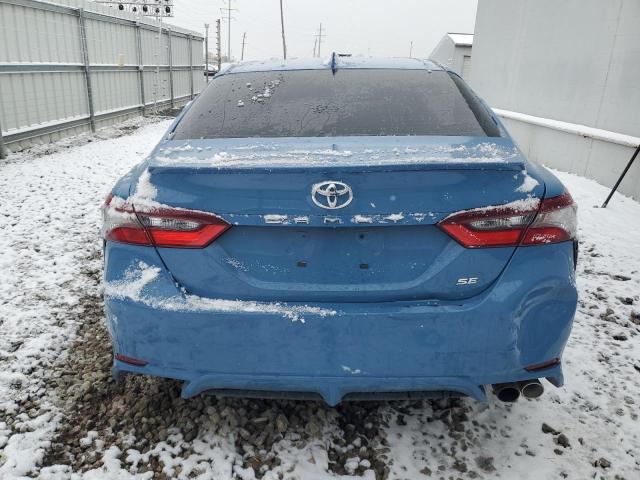 4T1G11AK2RU225538 - 2024 TOYOTA CAMRY SE NIGHT SHADE BLUE photo 6