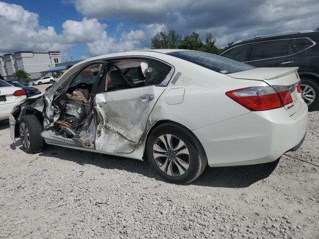 1HGCR2F39DA264111 - 2013 HONDA ACCORD LX WHITE photo 2