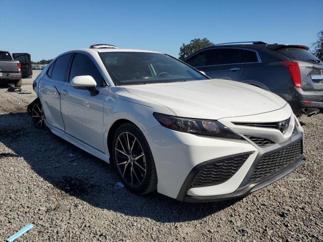 4T1T11AK6MU430433 - 2021 TOYOTA CAMRY SE თეთრი ფოტო 4