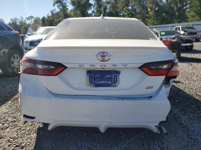 4T1T11AK6MU430433 - 2021 TOYOTA CAMRY SE თეთრი ფოტო 6