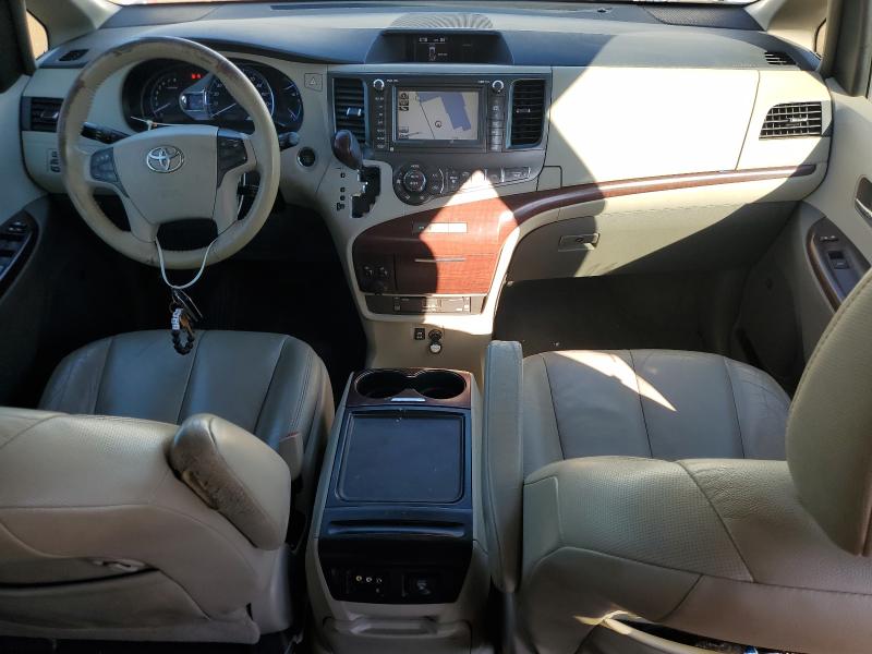 5TDYK3DCXCS205412 - 2012 TOYOTA SIENNA XLE 白色 照片 8