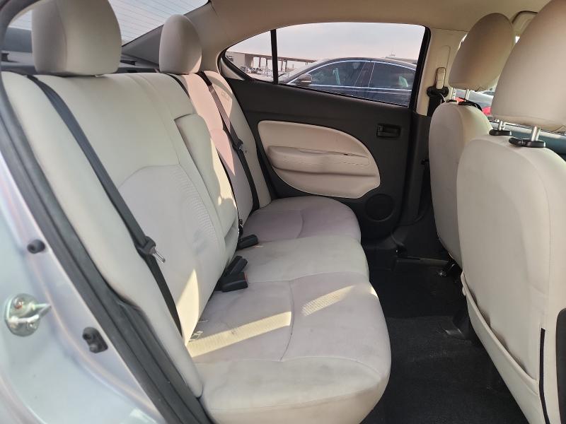 ML32F3FJXJHF01799 - 2018 MITSUBISHI MIRAGE G4 ES Gümüş foto 10