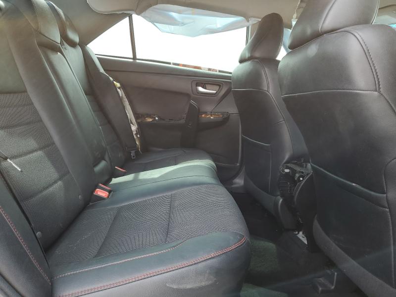 4T1BF1FK2HU735200 - 2017 TOYOTA CAMRY LE WHITE photo 10