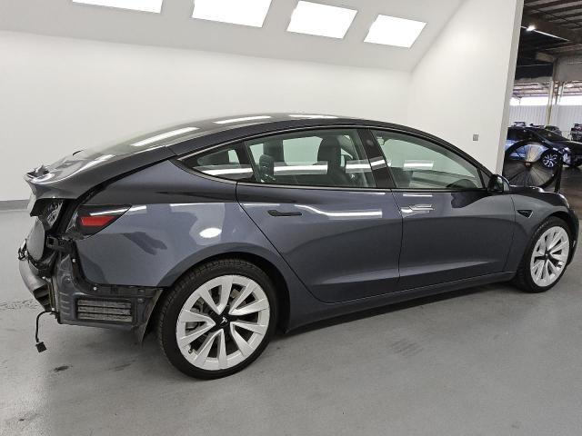 5YJ3E1EA6NF369699 - 2022 TESLA MODEL 3 ნაცრისფერი ფოტო 3