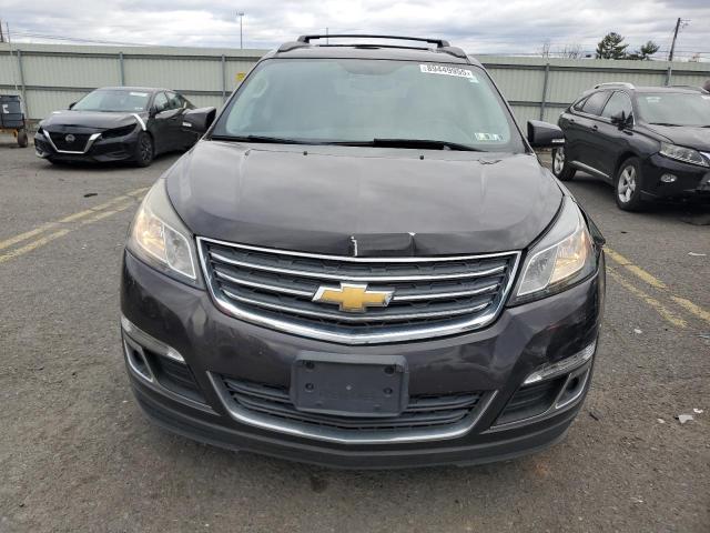 1GNKVGKD3HJ135635 - 2017 CHEVROLET TRAVERSE LT GRAY photo 5