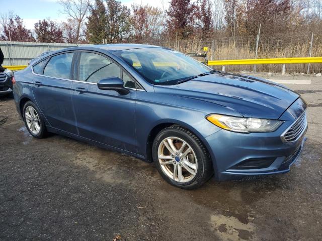 3FA6P0HD0JR158116 - 2018 FORD FUSION SE BLUE photo 4