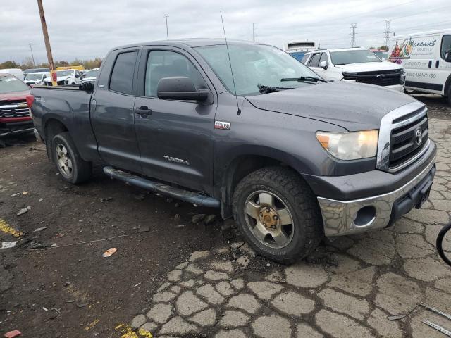 5TFUY5F18CX236852 - 2012 TOYOTA TUNDRA DOUBLE CAB SR5 GRAY photo 4