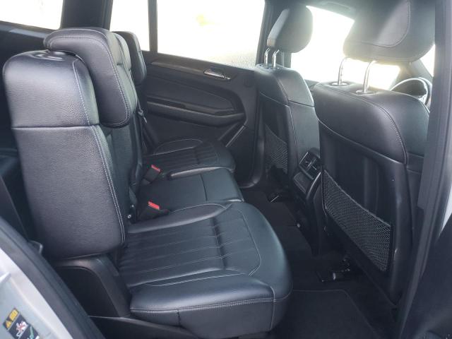 4JGDF6EE8HA782752 - 2017 MERCEDES-BENZ GLS 450 4MATIC SILVER photo 11