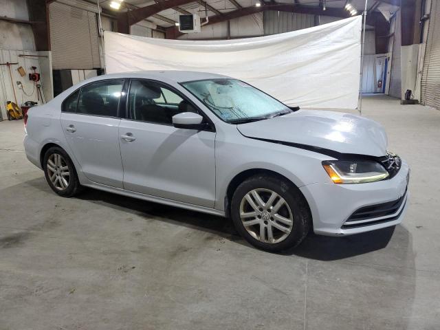3VW2B7AJ1JM258848 - 2018 VOLKSWAGEN JETTA S TWO TONE photo 4