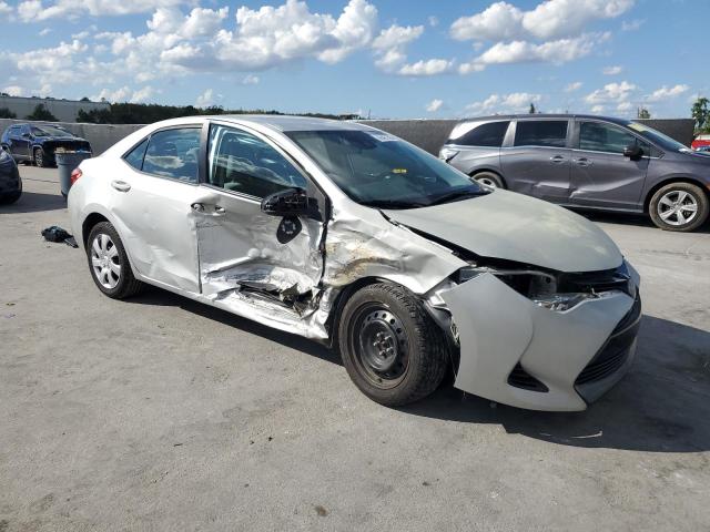 2T1BURHE5HC951295 - 2017 TOYOTA COROLLA L SILVER photo 4