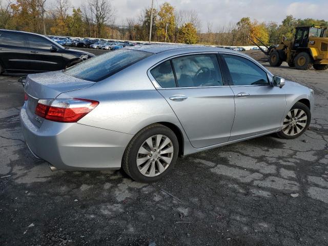 1HGCR3F97FA008210 - 2015 HONDA ACCORD TOURING SILVER photo 3
