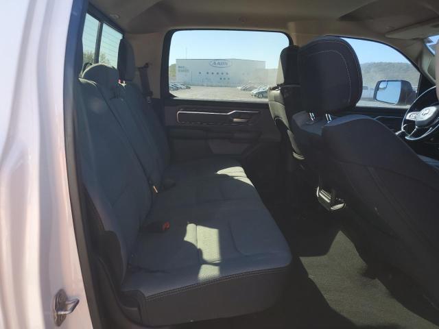 1C6SRFFTXKN681929 - 2019 RAM 1500 BIG HORN/LONE STAR WHITE photo 10