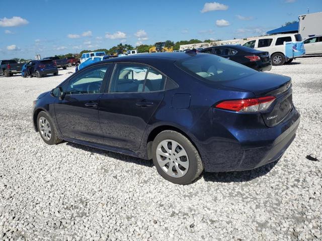 5YFEPMAE9MP265241 - 2021 TOYOTA COROLLA LE BLUE photo 2