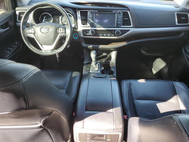 5TDJZRFH2JS544168 - 2018 TOYOTA HIGHLANDER SE Gri fotoğraf 8