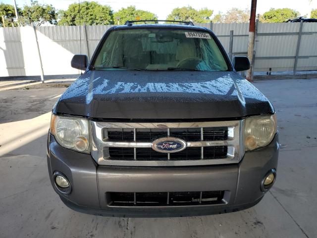 1FMCU0D72CKA47687 - 2012 FORD ESCAPE XLT GRAY photo 5