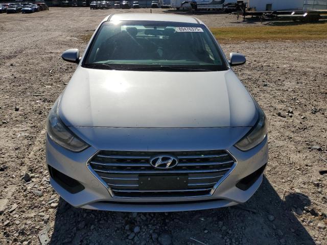 3KPC24A30KE046235 - 2019 HYUNDAI ACCENT SE Plata foto 5