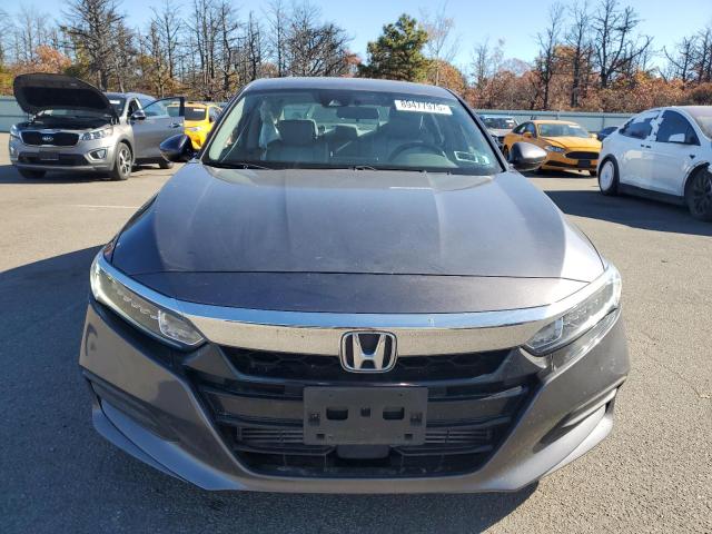 1HGCV1F16KA138905 - 2019 HONDA ACCORD LX ნაცრისფერი ფოტო 5