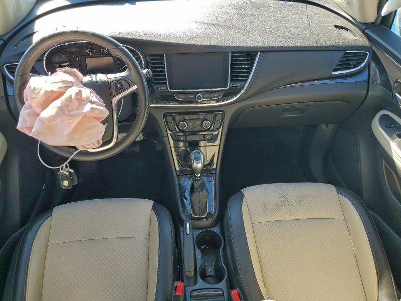 KL4CJASB3KB866565 - 2019 BUICK ENCORE PREFERRED WHITE photo 8