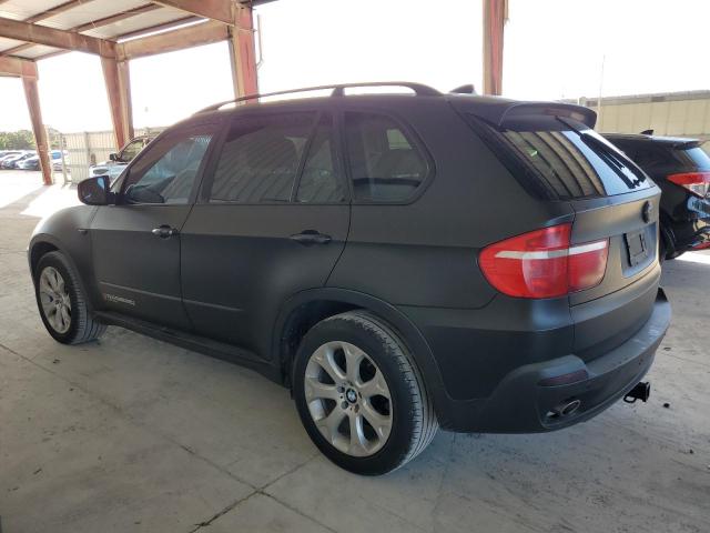 5UXFF0C56ALT77348 - 2010 BMW X5 XDRIVE35D BLACK photo 2