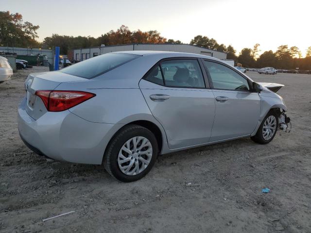 2T1BURHEXHC761136 - 2017 TOYOTA COROLLA L 银色 照片 3