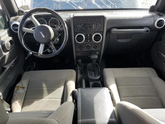 1J4GA59158L550738 - 2008 JEEP WRANGLER U SAHARA BLUE photo 8