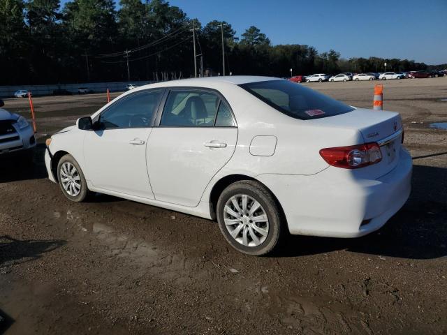 2T1BU4EE6CC823258 - 2012 TOYOTA COROLLA BASE WHITE photo 2