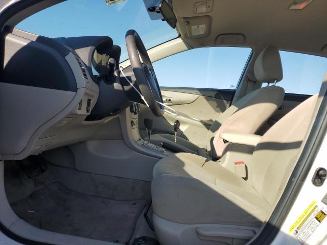 2T1BU4EE6CC823258 - 2012 TOYOTA COROLLA BASE WHITE photo 7