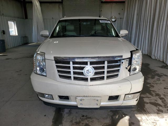 1GYS4HEF0BR135741 - 2011 CADILLAC ESCALADE ESV LUXURY Սպիտակ լուսանկար 5