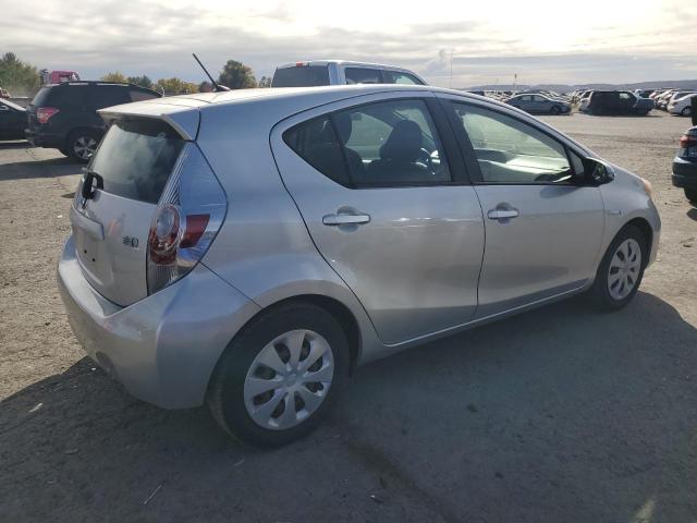 JTDKDTB3XC1527564 - 2012 TOYOTA PRIUS C SILVER photo 3