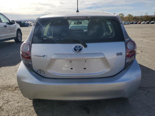 JTDKDTB3XC1527564 - 2012 TOYOTA PRIUS C SILVER photo 6