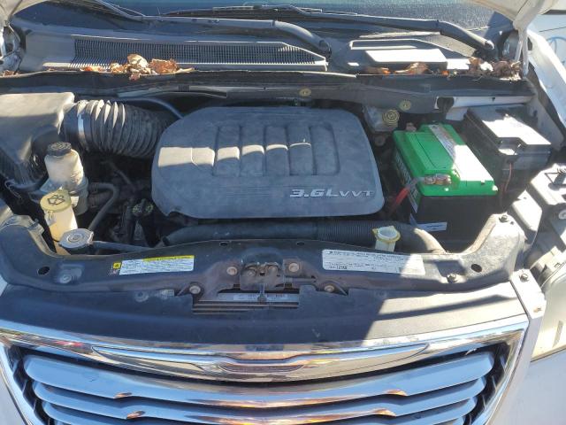 2A4RR5DG8BR702796 - 2011 CHRYSLER TOWN & COU TOURING 白色 照片 12