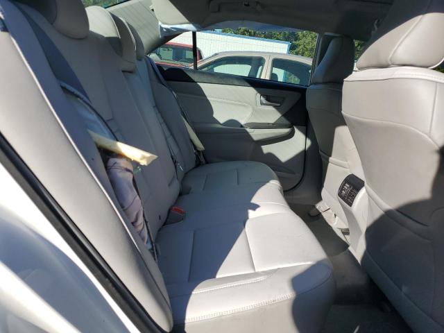 4T1BF1FK3HU752703 - 2017 TOYOTA CAMRY LE WHITE photo 10
