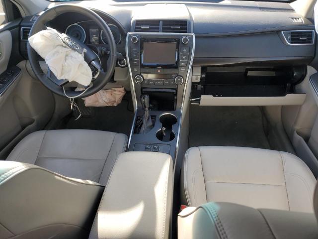 4T1BF1FK3HU752703 - 2017 TOYOTA CAMRY LE WHITE photo 8