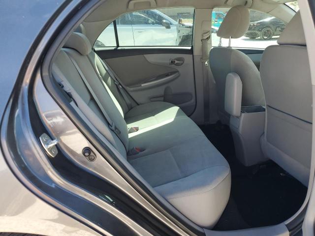 5YFBU4EE9DP199425 - 2013 TOYOTA COROLLA BASE Gris foto 10