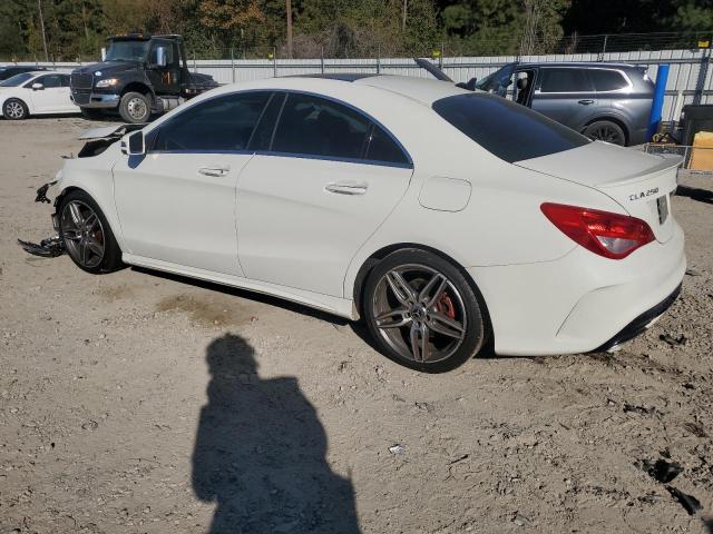 WDDSJ4EB3JN587909 - 2018 MERCEDES-BENZ CLA 250 白色 照片 2