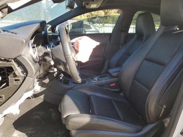 WDDSJ4EB3JN587909 - 2018 MERCEDES-BENZ CLA 250 白色 照片 7