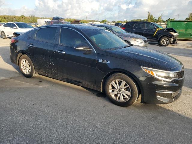 5XXGT4L36JG221119 - 2018 KIA OPTIMA LX შავი ფოტო 4