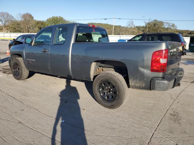 1GCRCPEX6BZ268322 - 2011 CHEVROLET SILVERADO C1500 GRAY photo 2