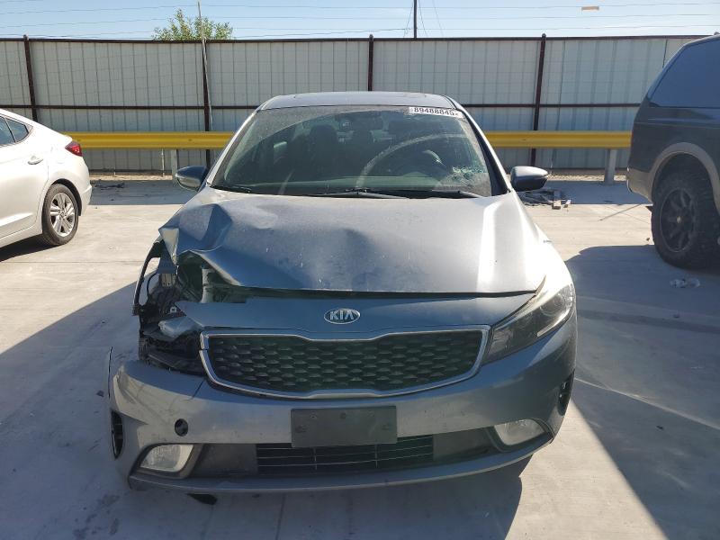 3KPFN4A8XHE092048 - 2017 KIA FORTE EX Grau Foto 5